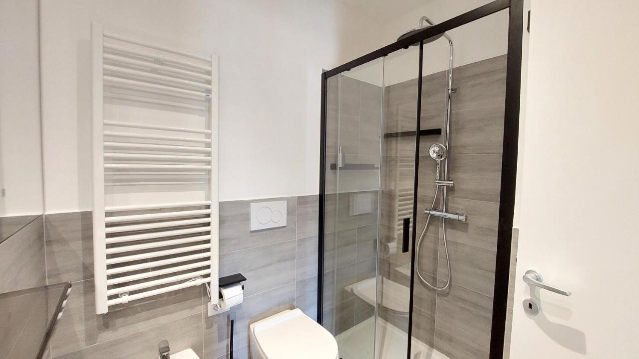 Apartamento Dimora San Bartolomeo - Design, Panoramic View & Culture Roma Exterior foto